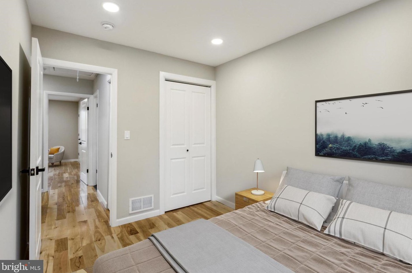 7709 Delphi Pl, Philadelphia PA  19153-1737 exterior