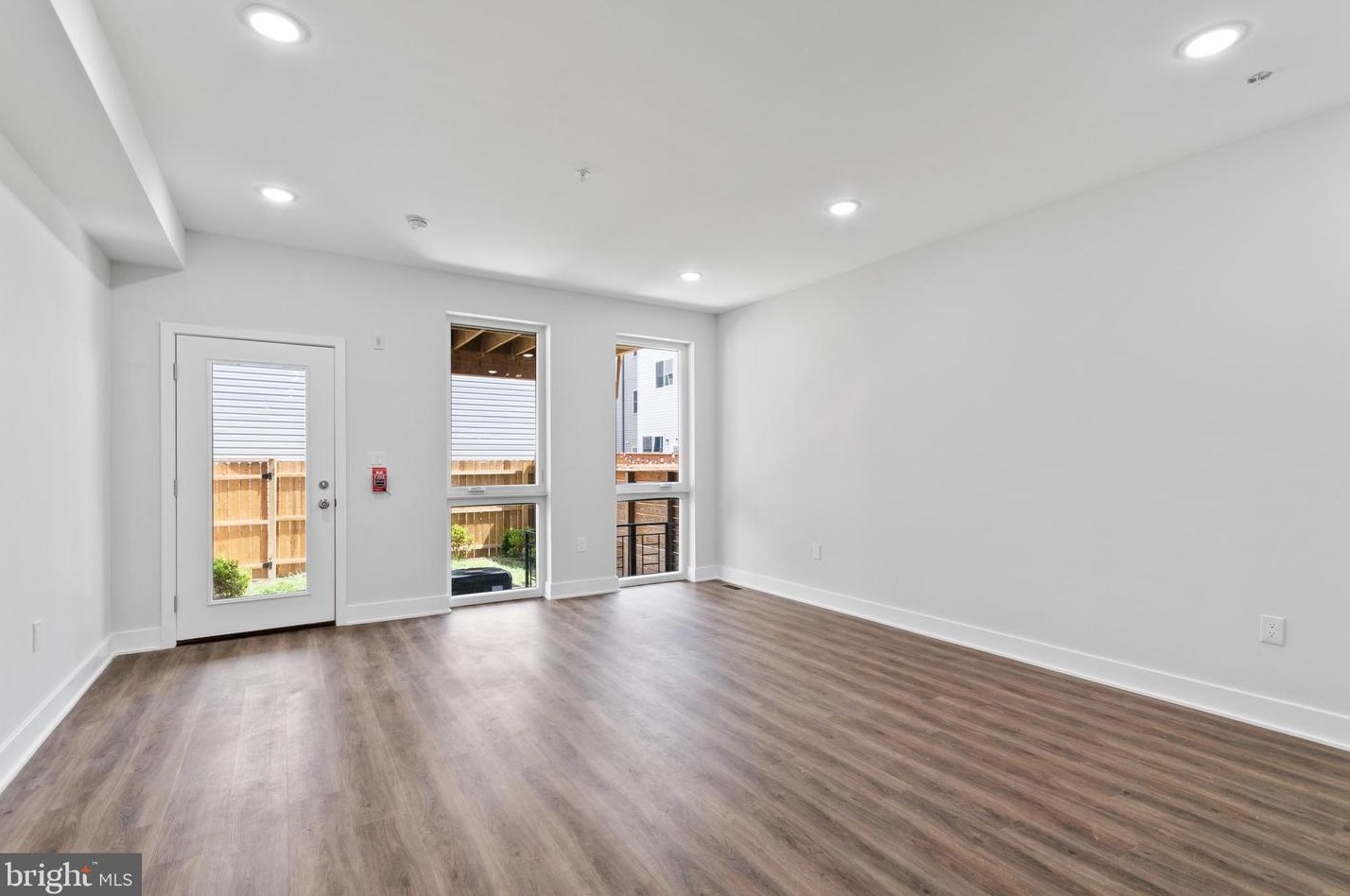 321 Berks St, Philadelphia, PA 19122-0022