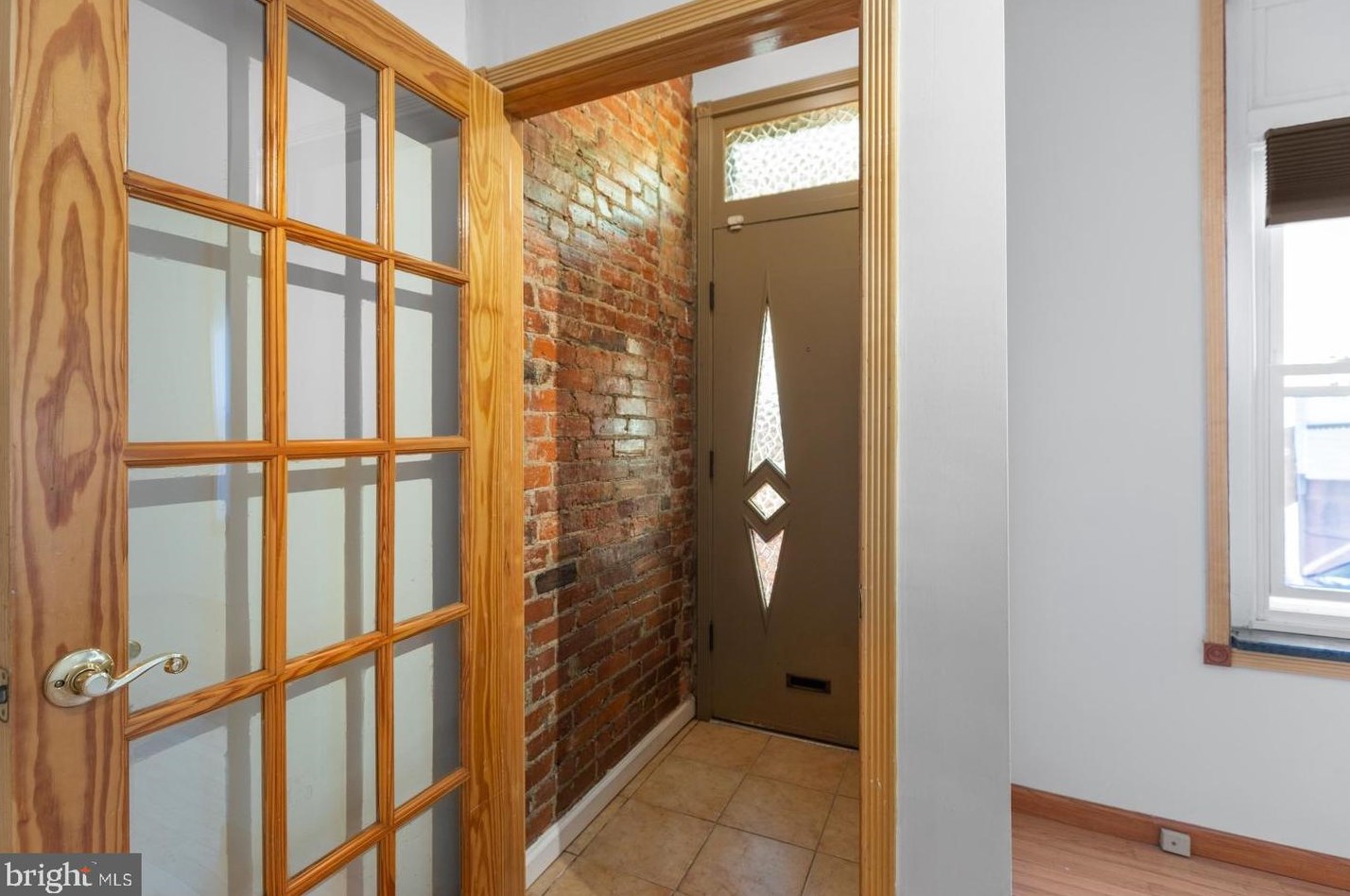 2416 S Watts St, Philadelphia, PA 19148