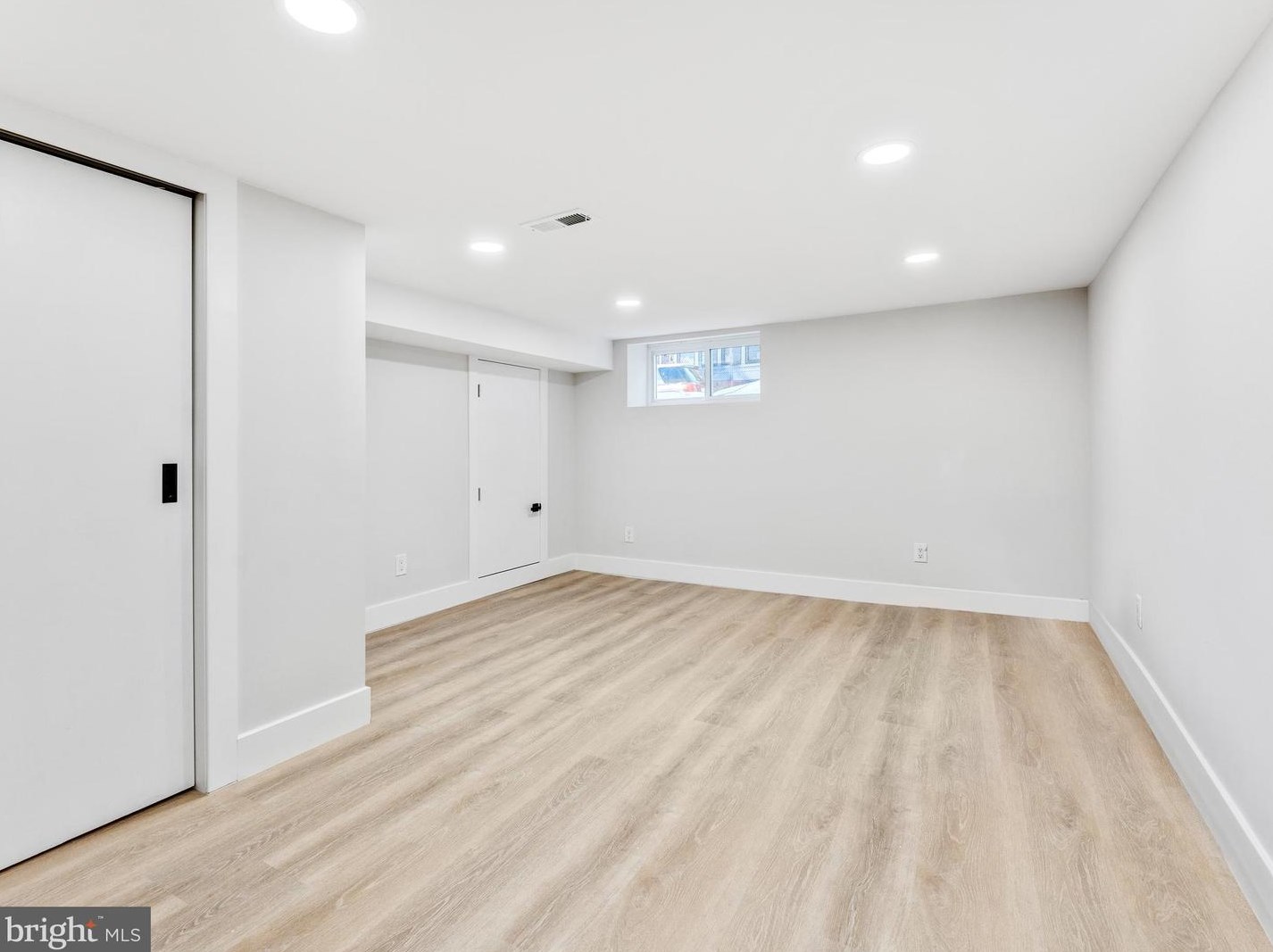 211 Mifflin St, Philadelphia PA  19148-1920 exterior