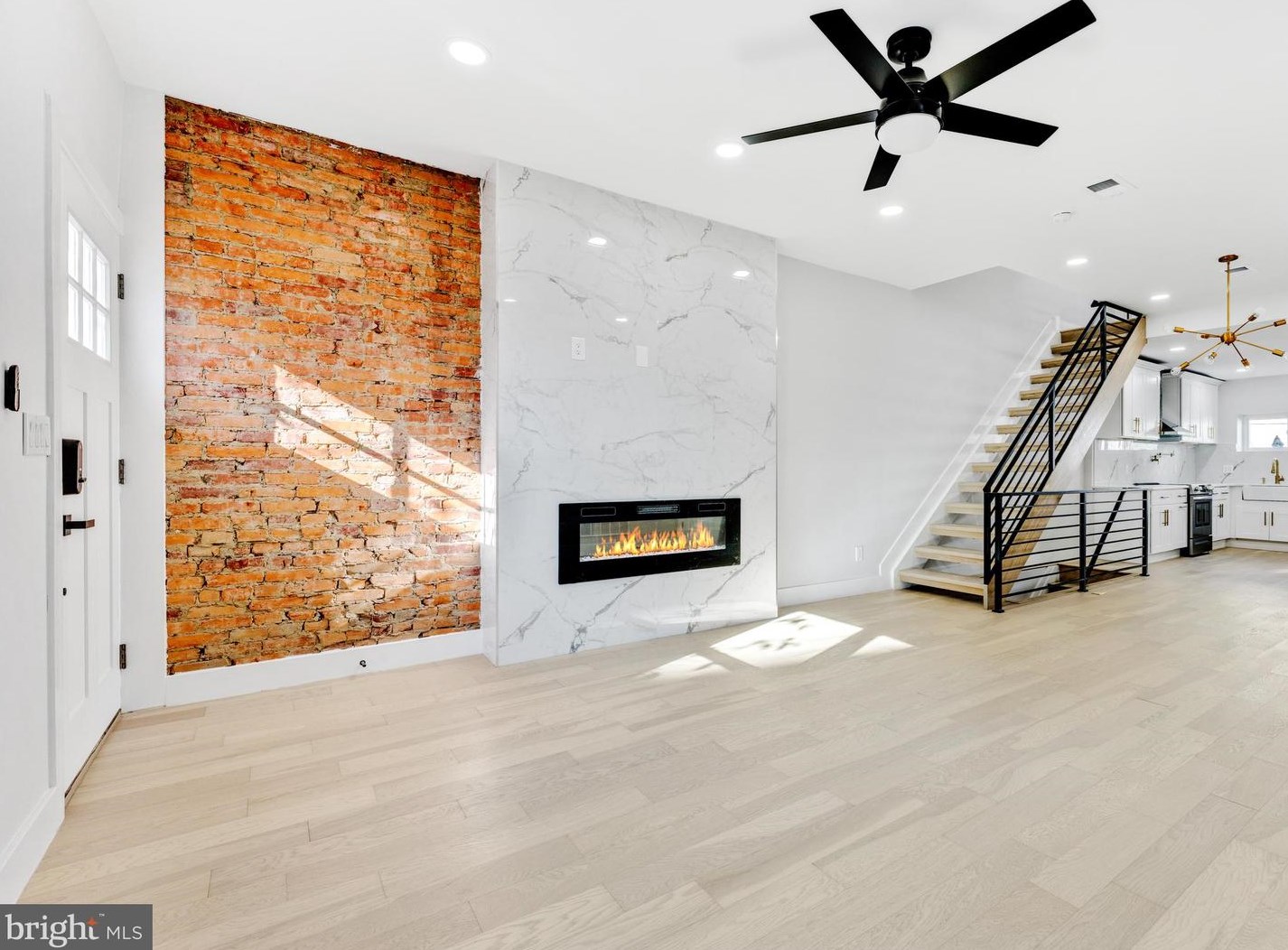 211 Mifflin St, Philadelphia PA  19148-1920 exterior