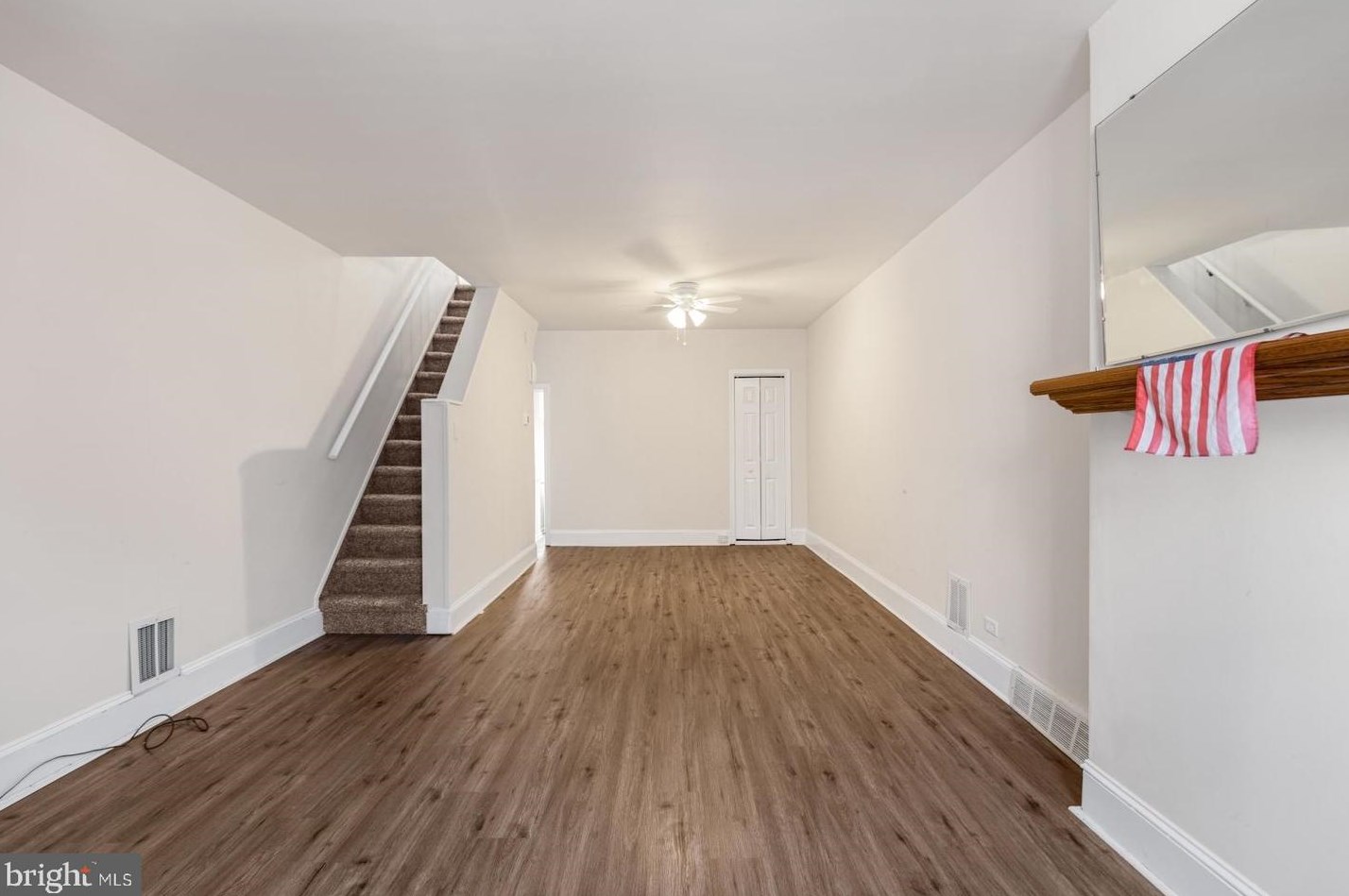 2419 Sartain St, Philadelphia PA  19148-3621 exterior