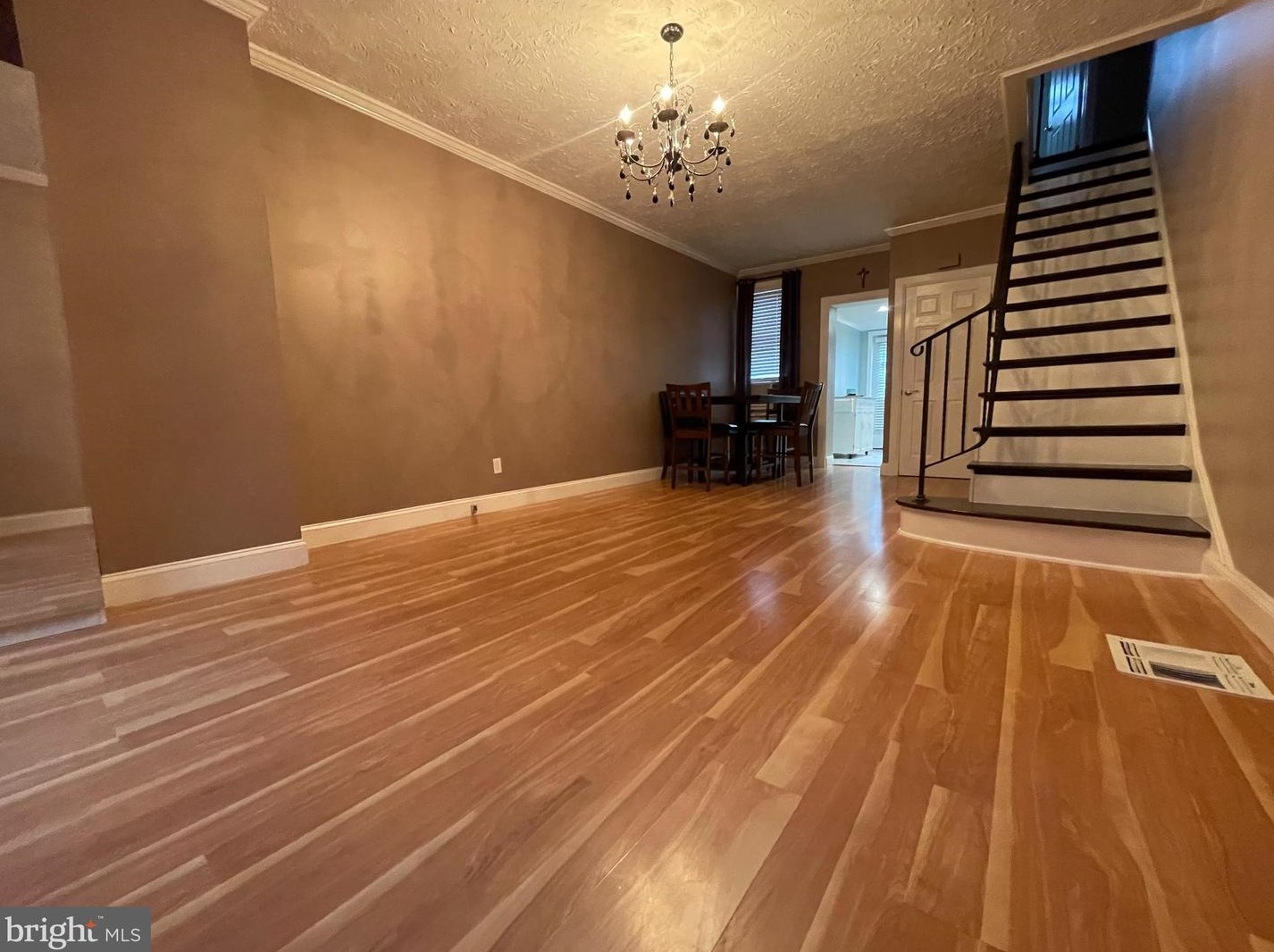 3028 Livingston St, Philadelphia, PA 19134