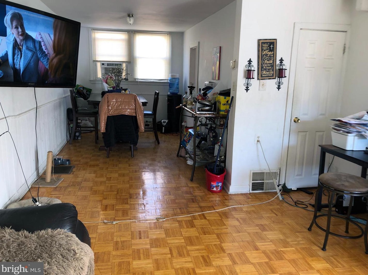 5424 Valley St, Philadelphia, PA 19124-1413