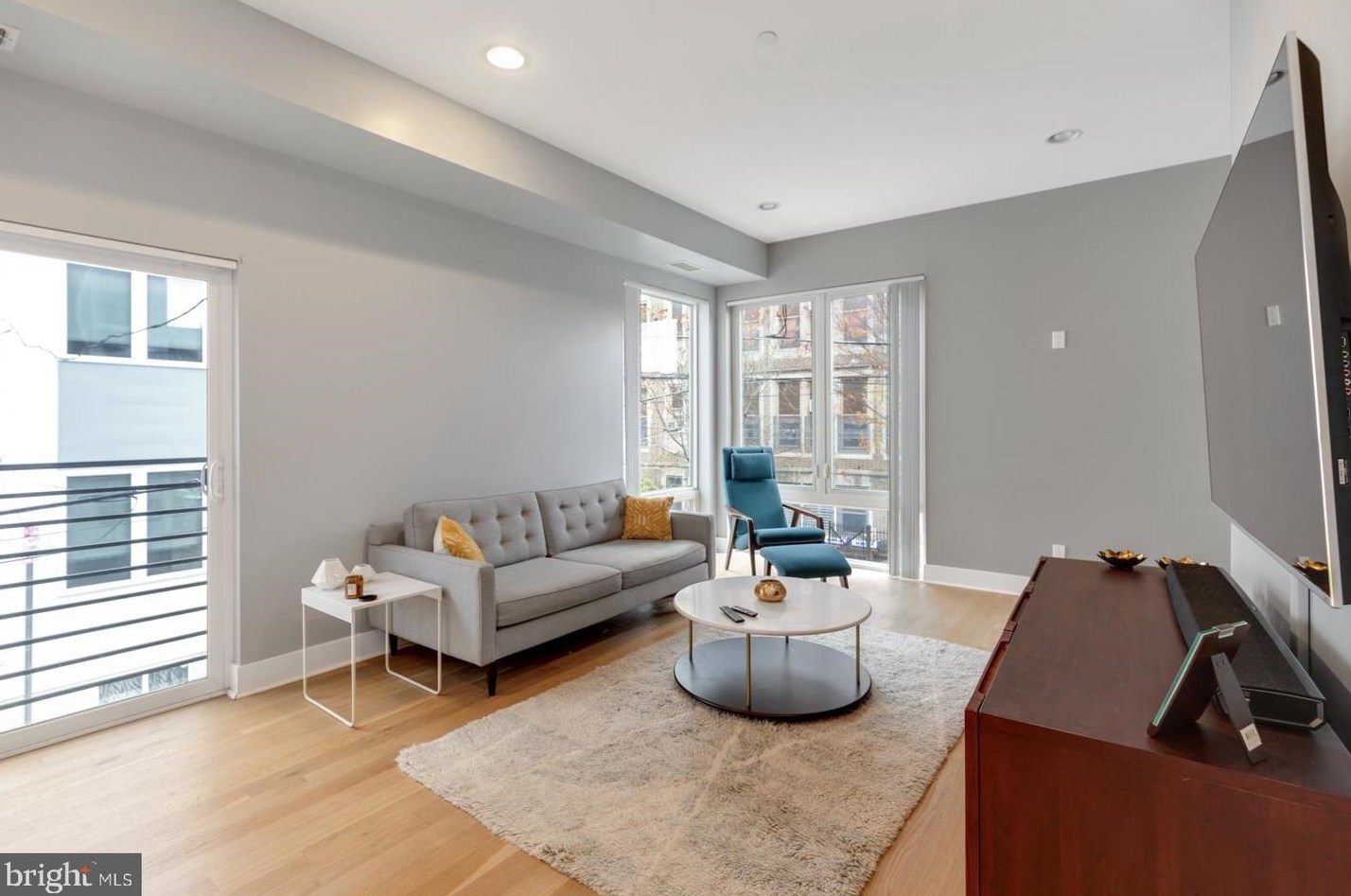 1216 S 12th St # B, Philadelphia, PA