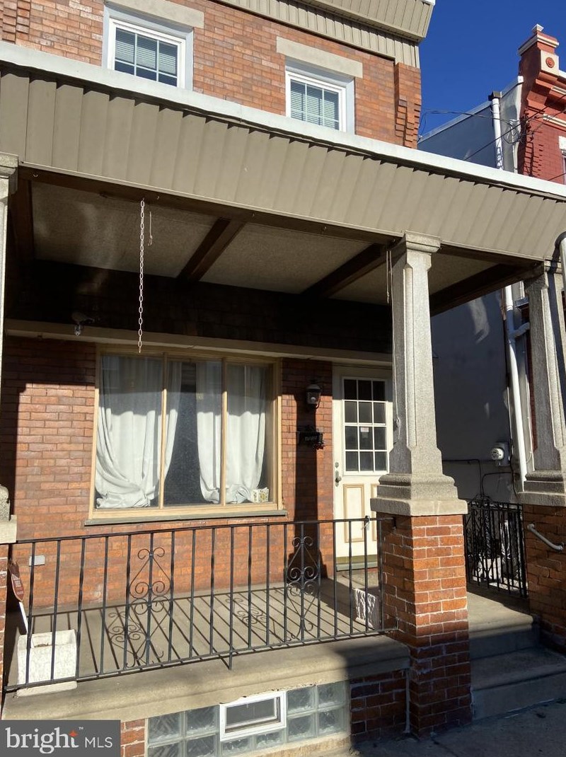 4518 Almond St, Philadelphia, PA 19137-1716