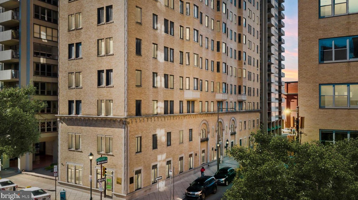 222 W Rittenhouse Square #504, Philadelphia, PA 19103