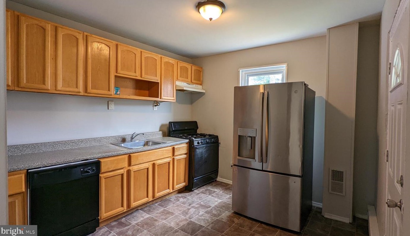 5351 Priscilla St, Philadelphia, PA 19144