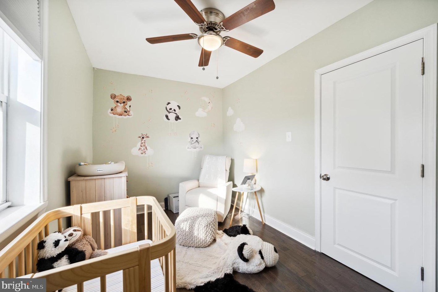 2052 Arizona St, Philadelphia PA  19125-1530 exterior