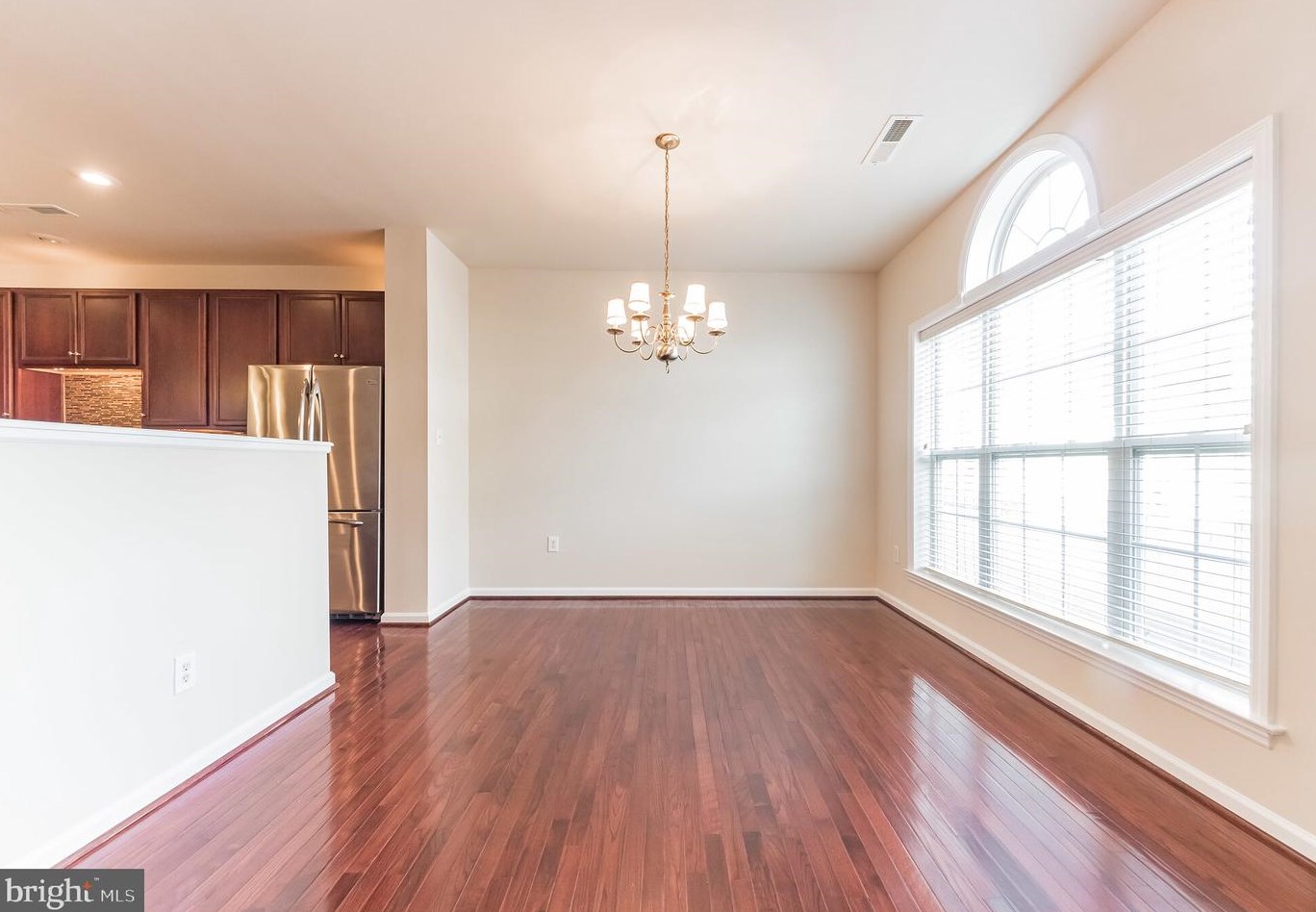 15046 Sunflower Dr, Philadelphia PA 19116-1310 exterior