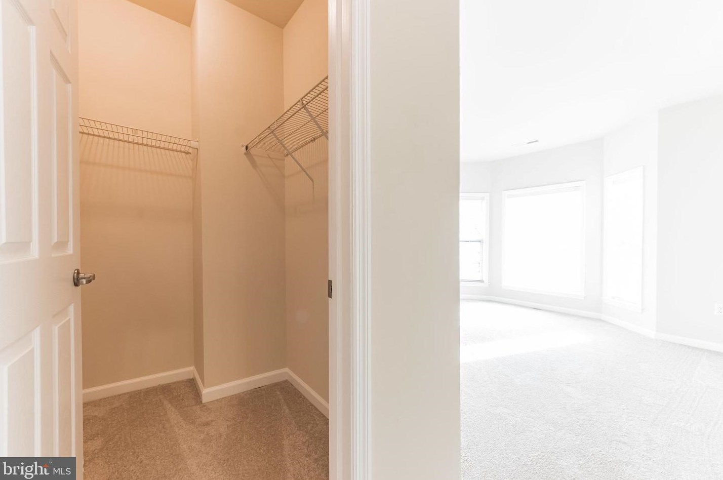 15046 Sunflower Dr, Philadelphia PA 19116-1310 exterior