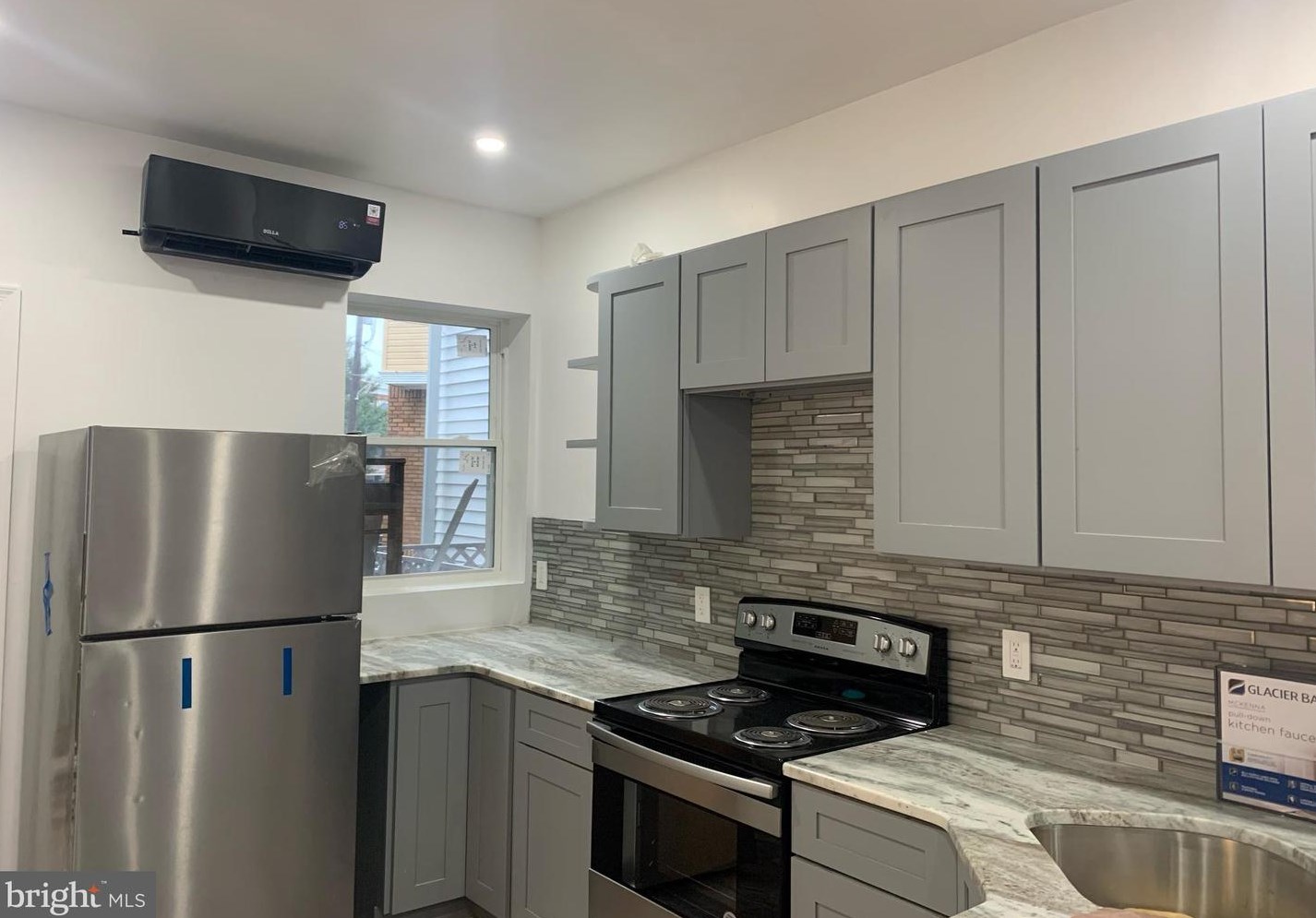 2167 66th Ave, Philadelphia PA  19138-2627 exterior