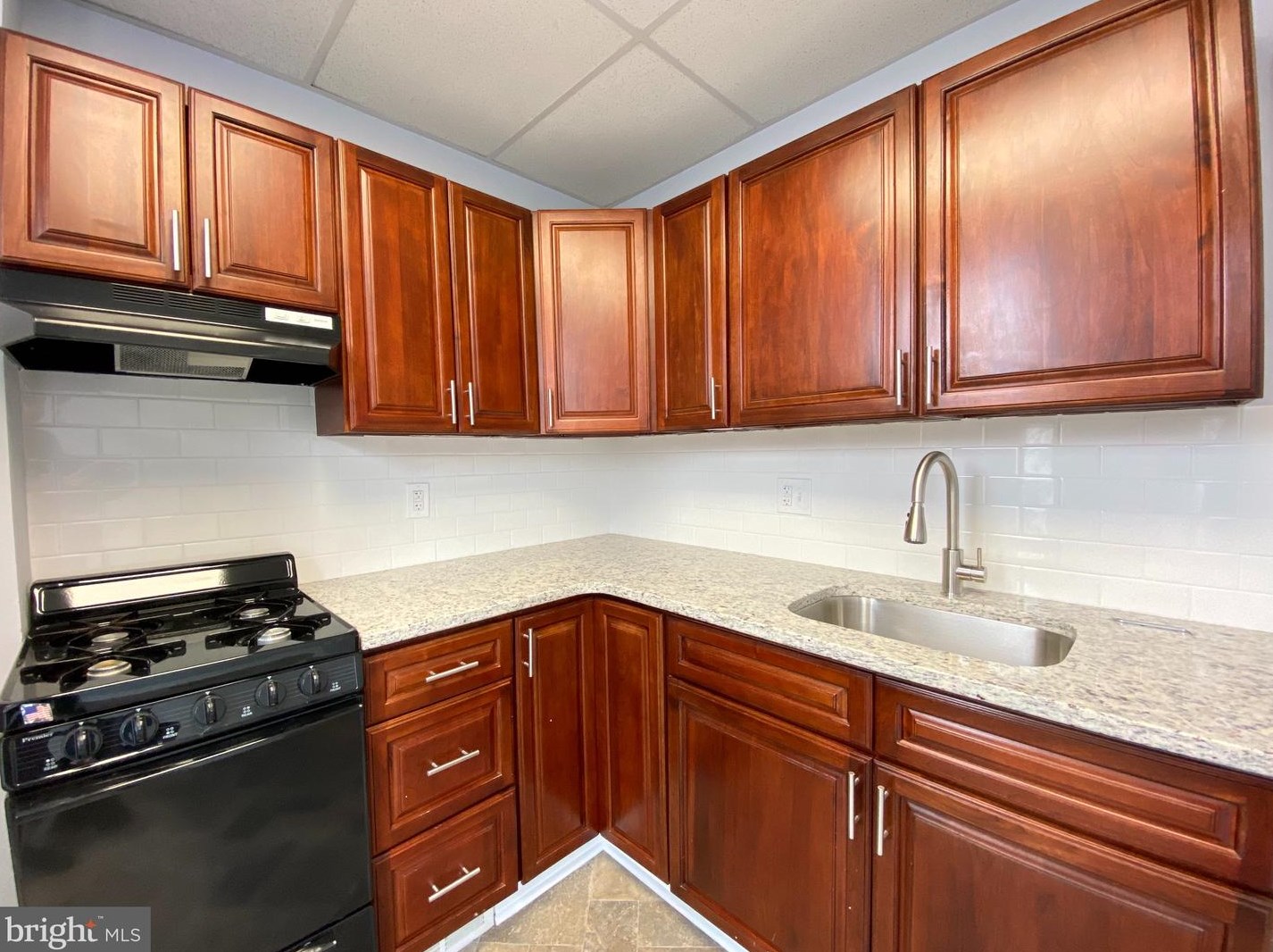 5333 W Stiles St #2, Philadelphia, PA 19131