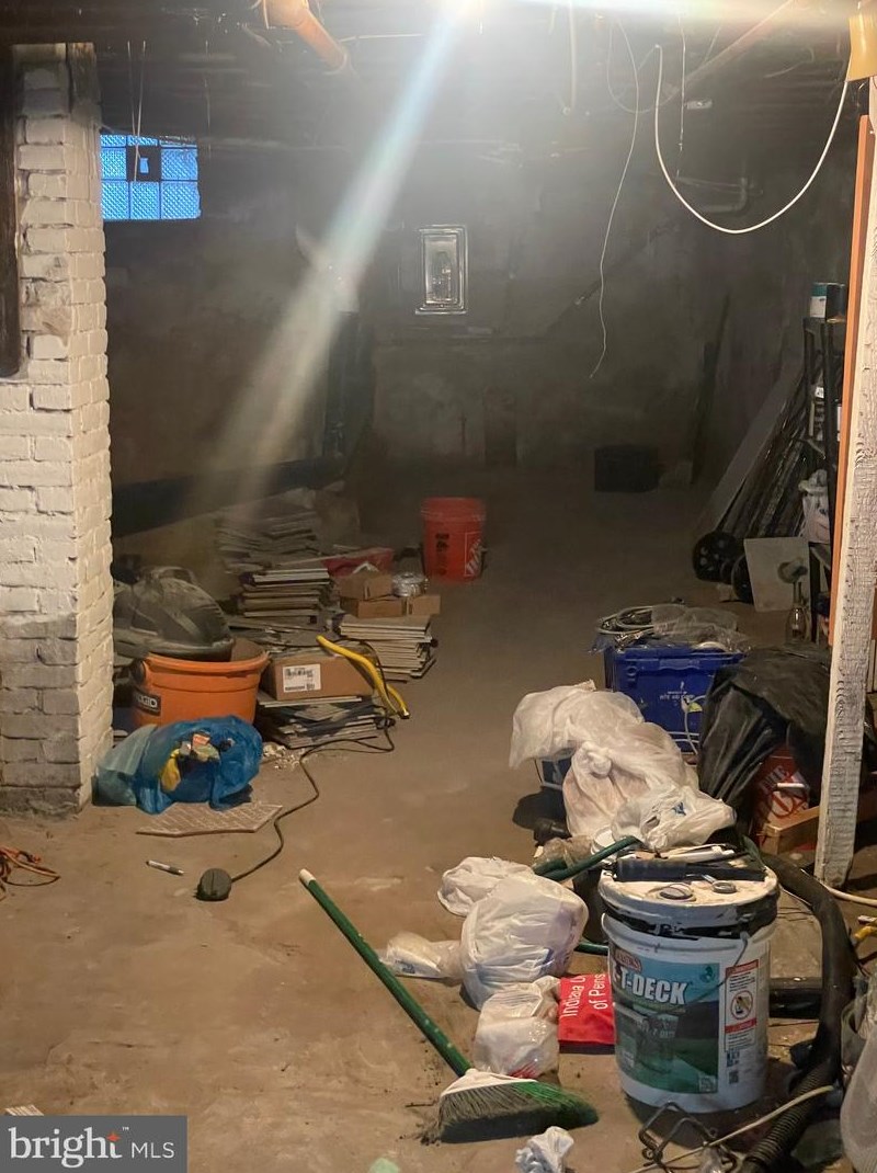 3244 Huntingdon St, Philadelphia PA 19132-2828 exterior