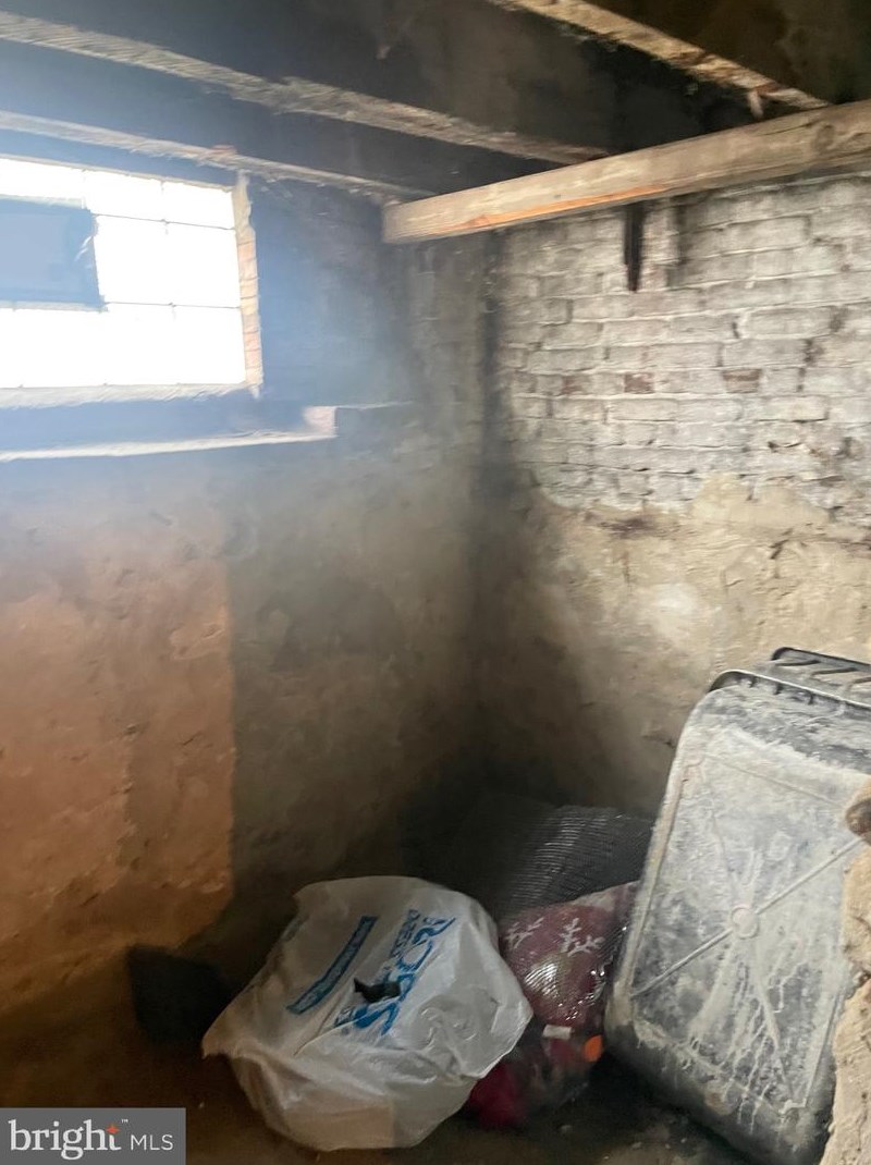 3244 Huntingdon St, Philadelphia PA 19132-2828 exterior