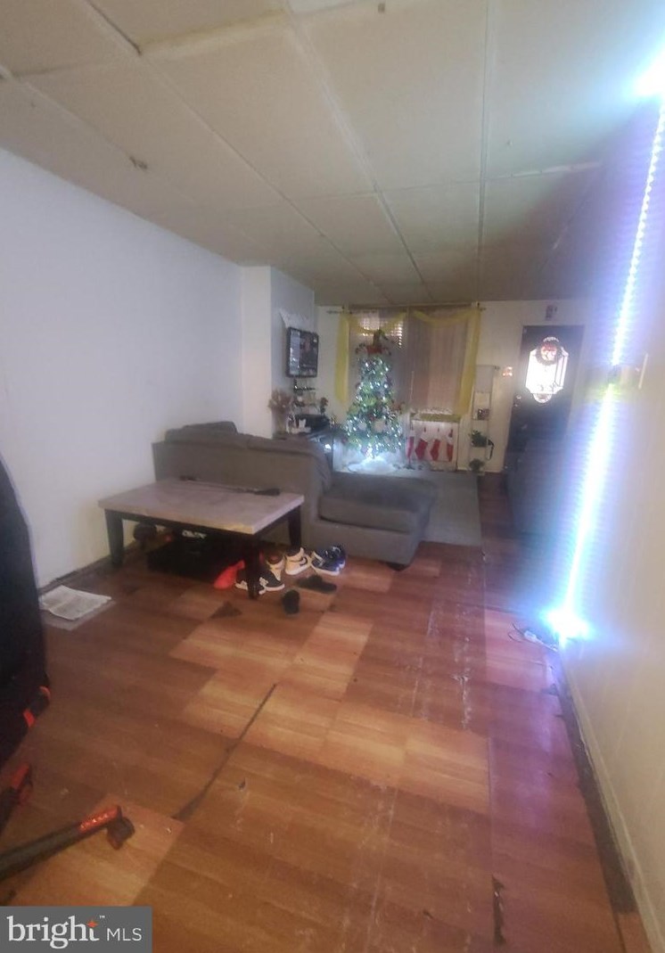 435 Wingohocking St, Philadelphia, PA 19140-1536