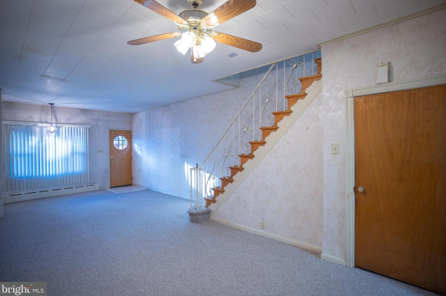 2203 Bucknell St, Philadelphia PA  19145-3212 exterior