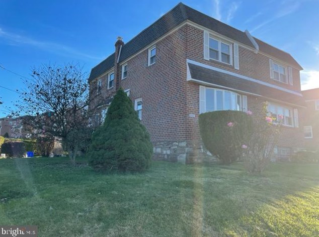 9315 Crispin St, Philadelphia, PA 19114