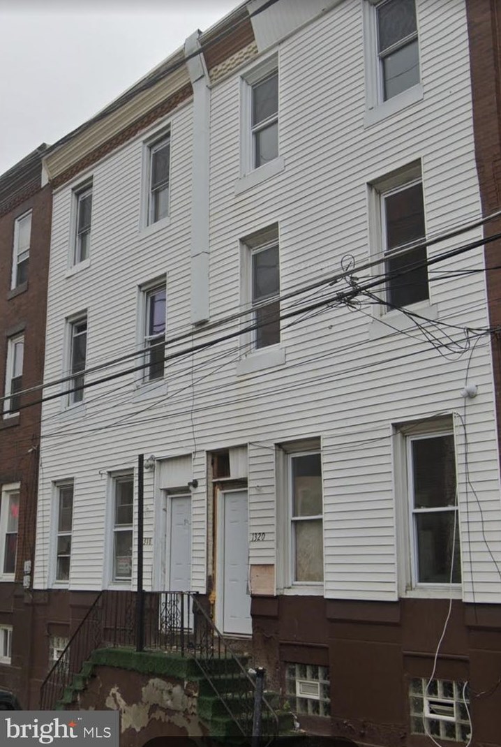1318 Cumberland St, Philadelphia PA  19132-4027 exterior