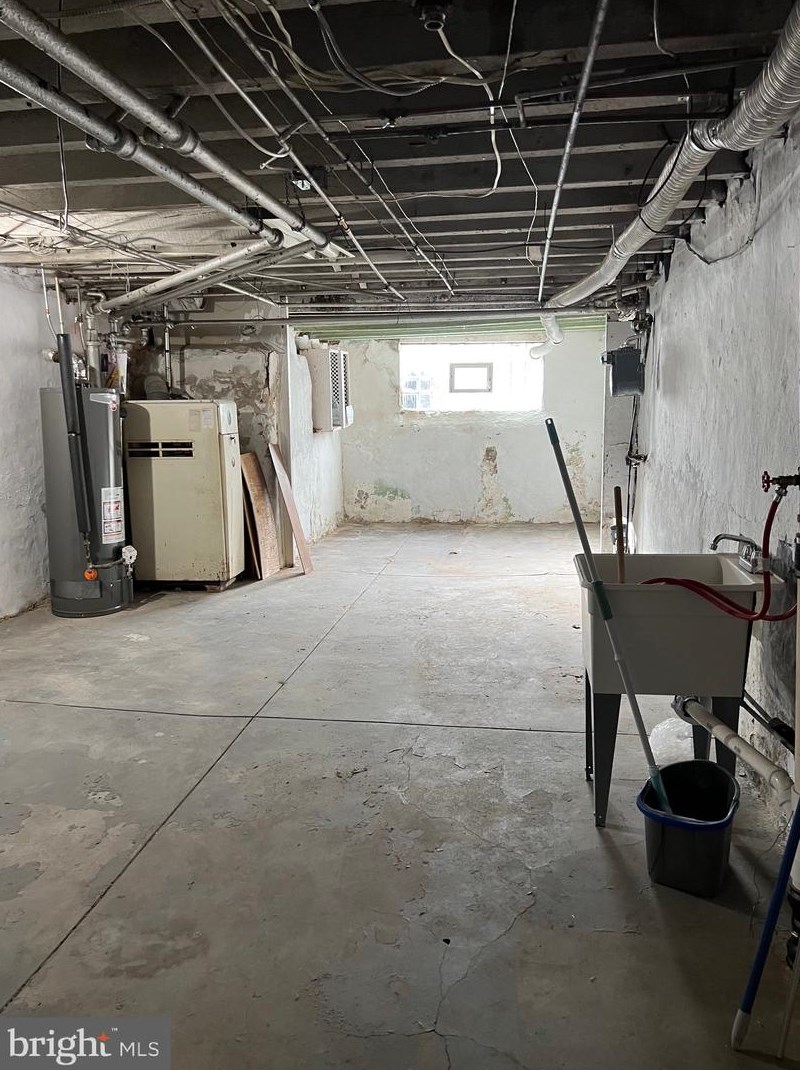 517 Alcott St, Philadelphia PA  19120-1217 exterior