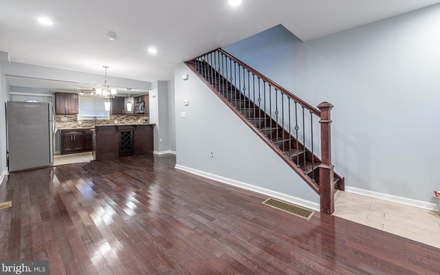 5433 Sharswood St, Philadelphia, PA 19131