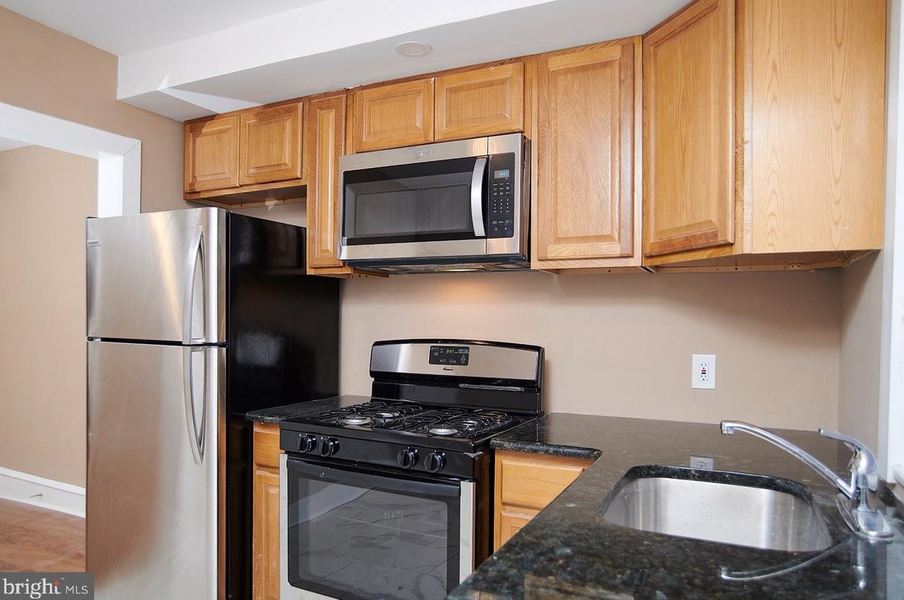 4846 Stenton Ave, Philadelphia PA  19144-3025 exterior
