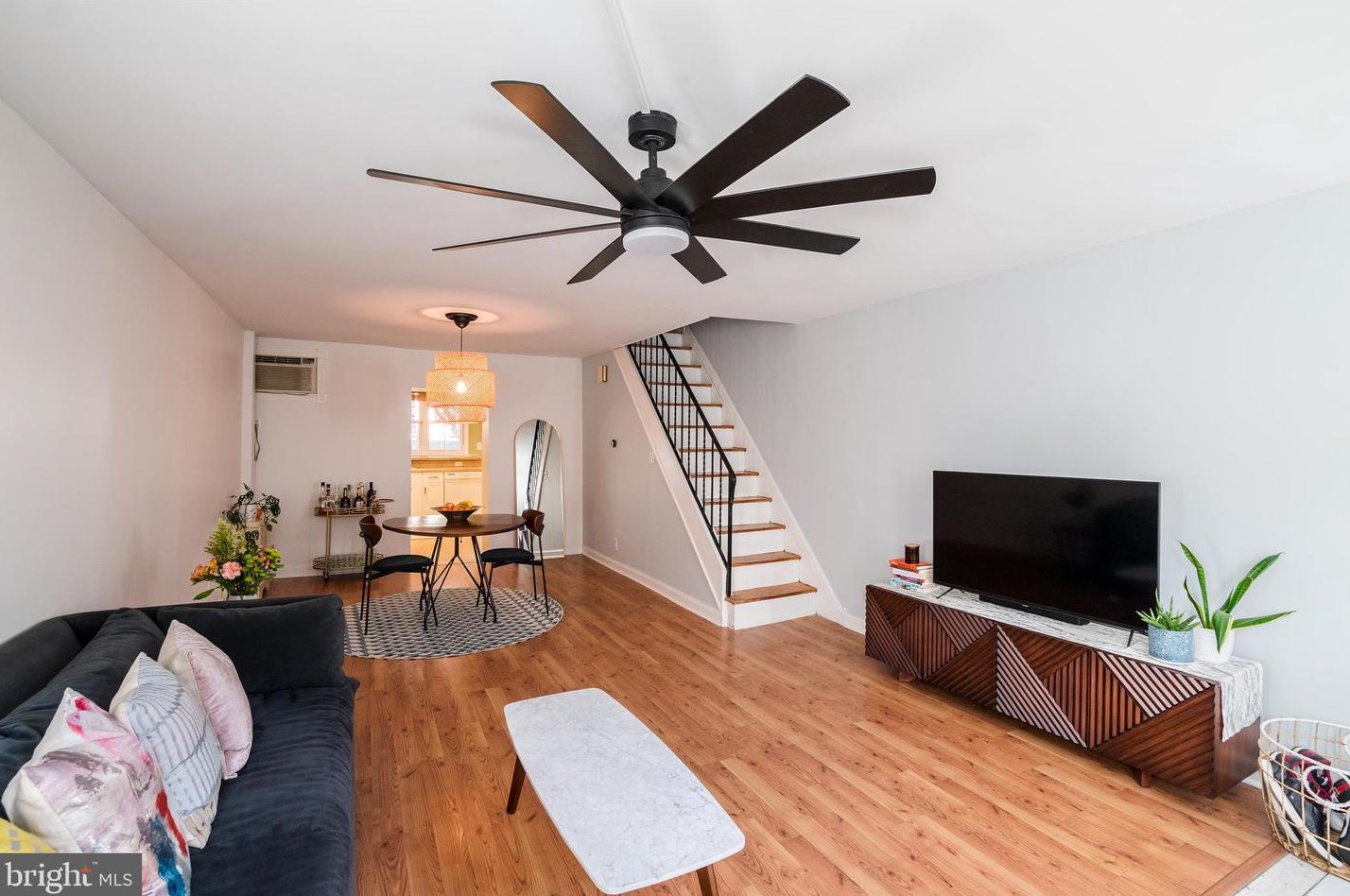 1329 S Clarion St, Philadelphia, PA 19147