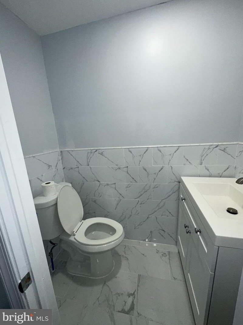 1546 Bailey St, Philadelphia PA 19121-2605 exterior