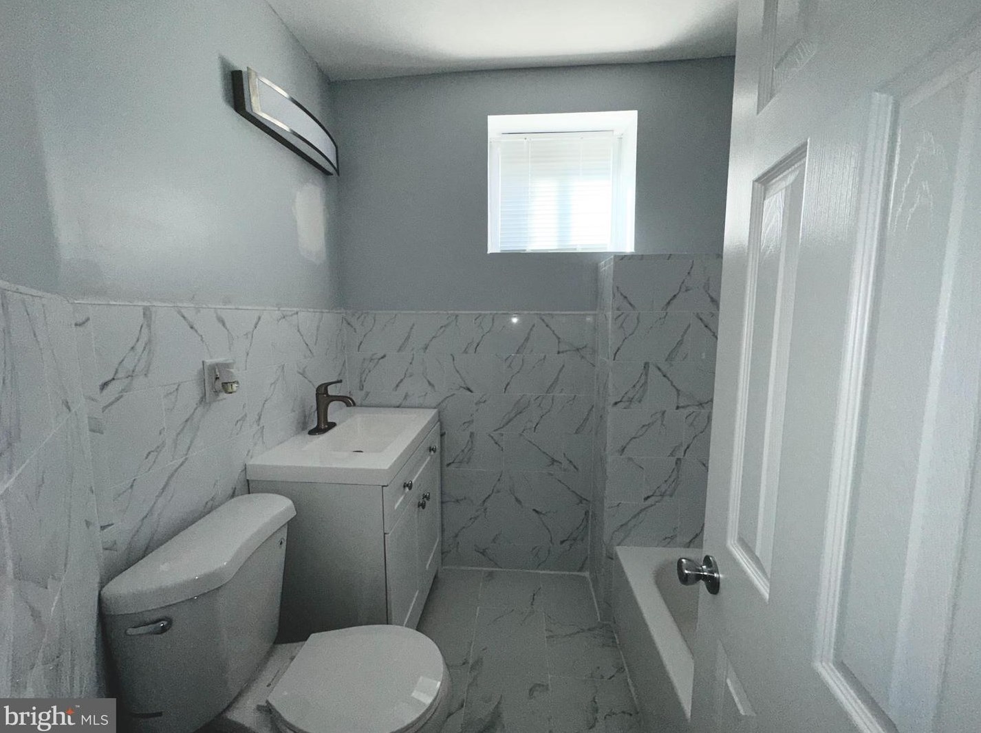 1546 Bailey St, Philadelphia PA 19121-2605 exterior