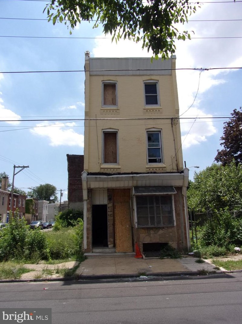 2224 Montgomery Ave, Philadelphia, PA 19121-3024