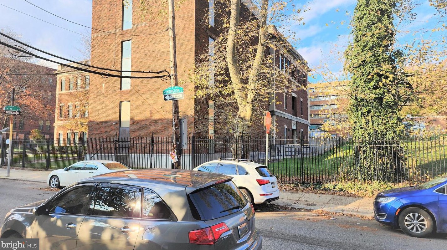 148 Huntingdon St, Philadelphia PA  19133-4028 exterior