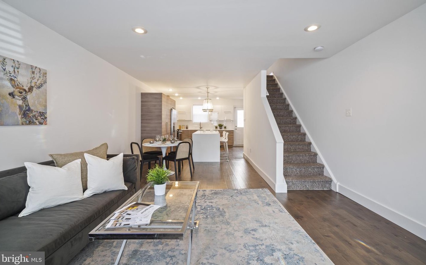 759 S 22nd St, Philadelphia, PA 19130