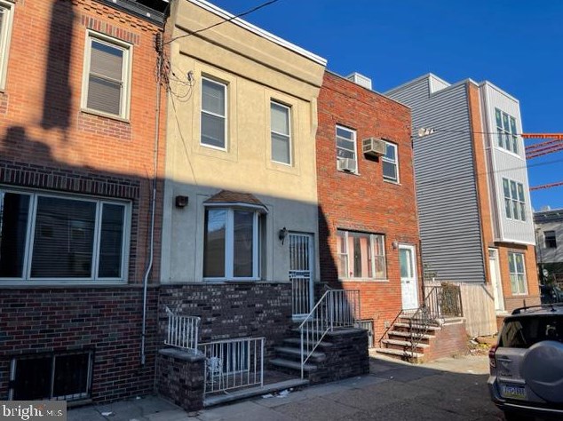 607 Porter St, Philadelphia, PA 19148-3832