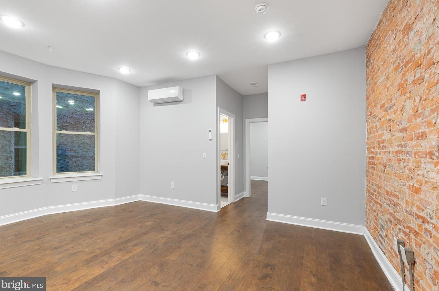 4139 W Girard Ave #2, Philadelphia, PA 19104