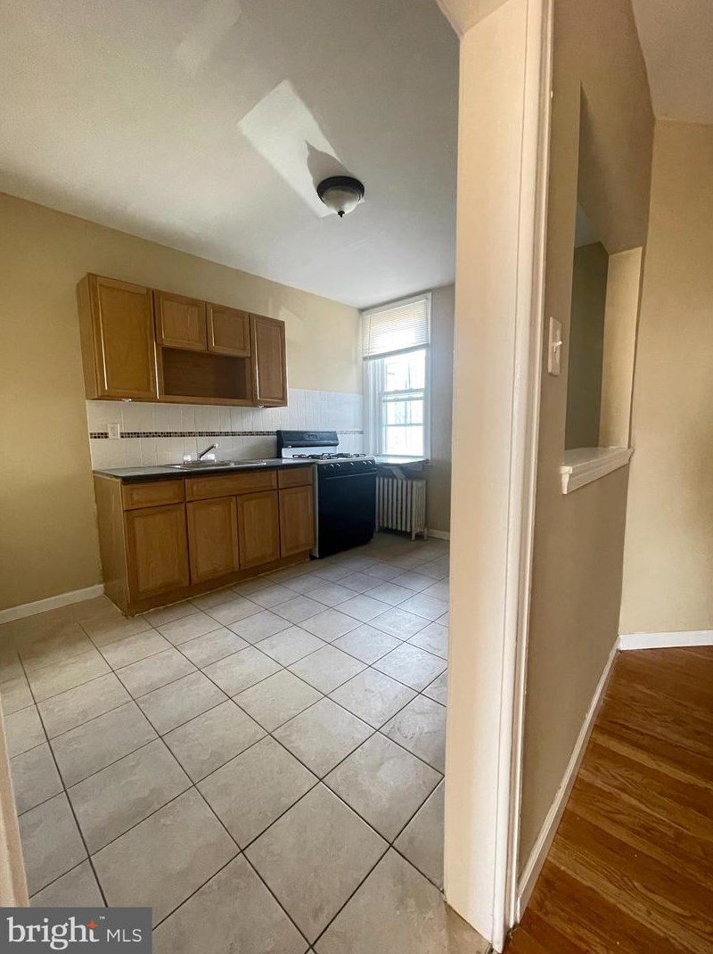 1723 Champlost St, Philadelphia PA  19141-1307 exterior