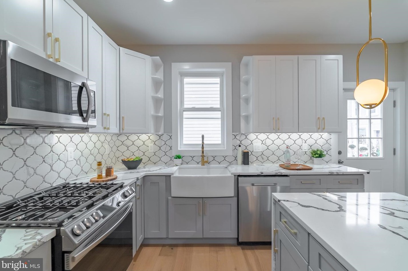 2624 Tulip St, Philadelphia, PA 19125-1826