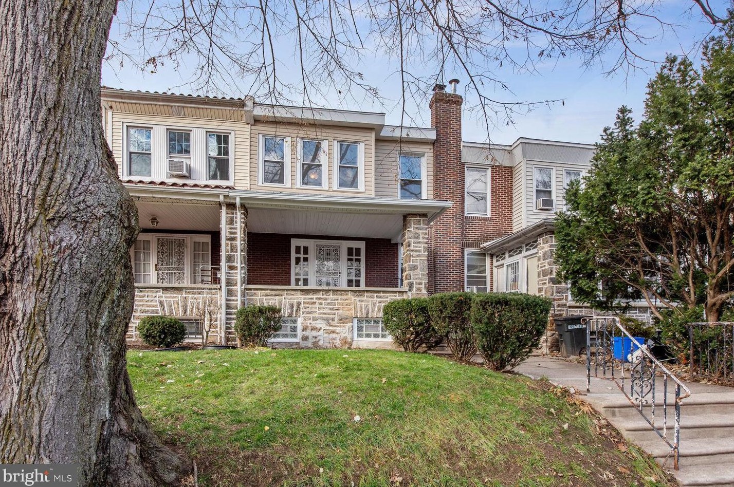 325 Phil Ellena St, Philadelphia, PA 19119-1942