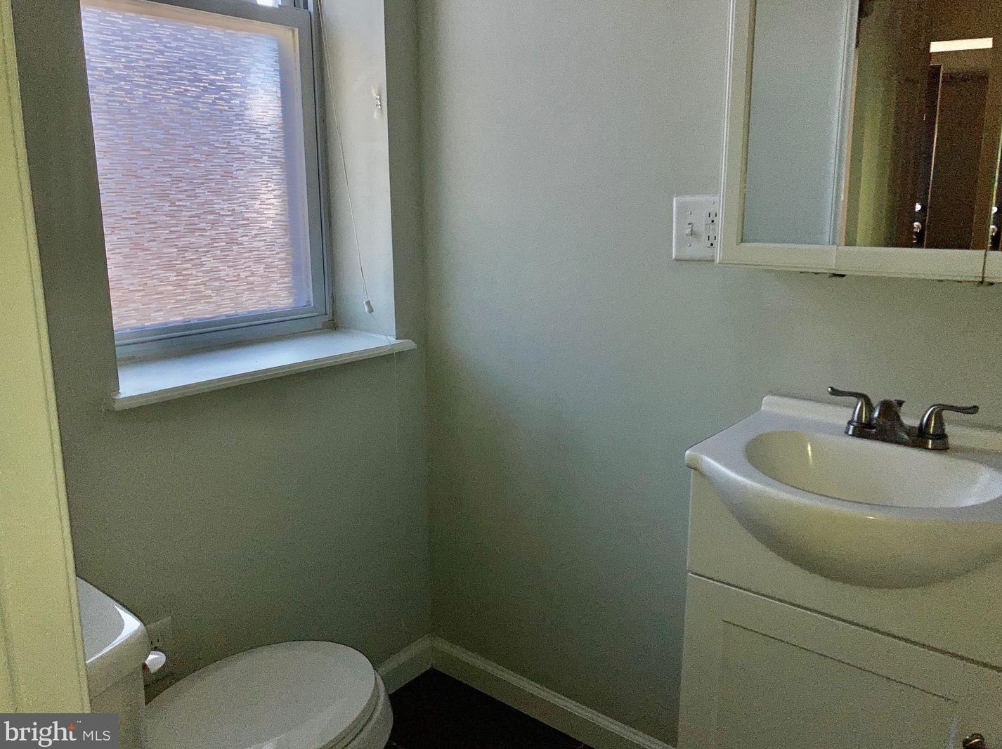 5301 Catharine St #2, Philadelphia, PA 19143