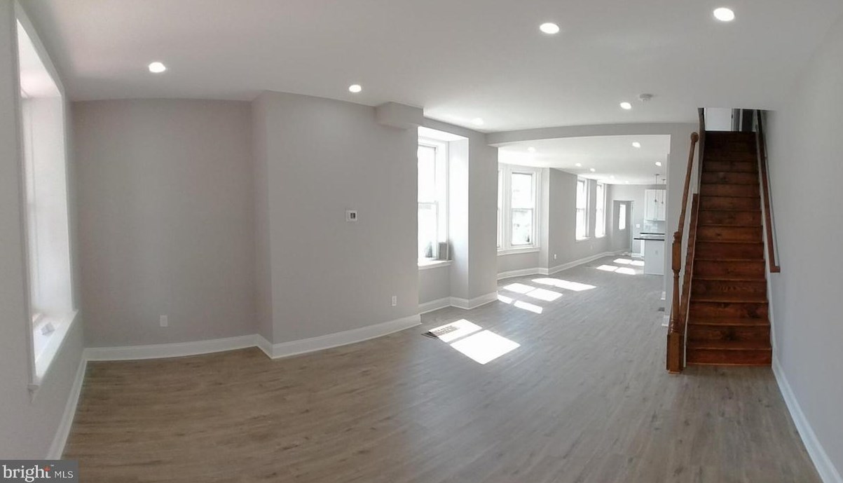 221 W Coulter St, Philadelphia, PA 19144