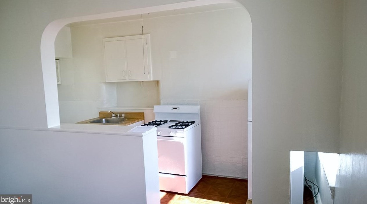 6619 Haverford Ave, Philadelphia PA 19104-1823 exterior