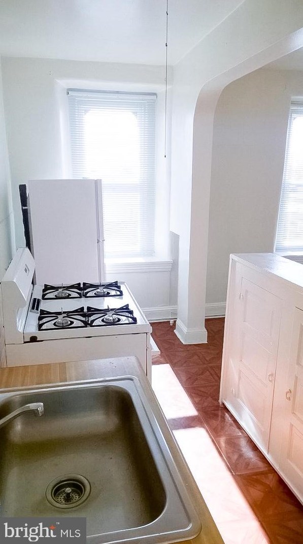 6619 Haverford Ave, Philadelphia PA 19104-1823 exterior