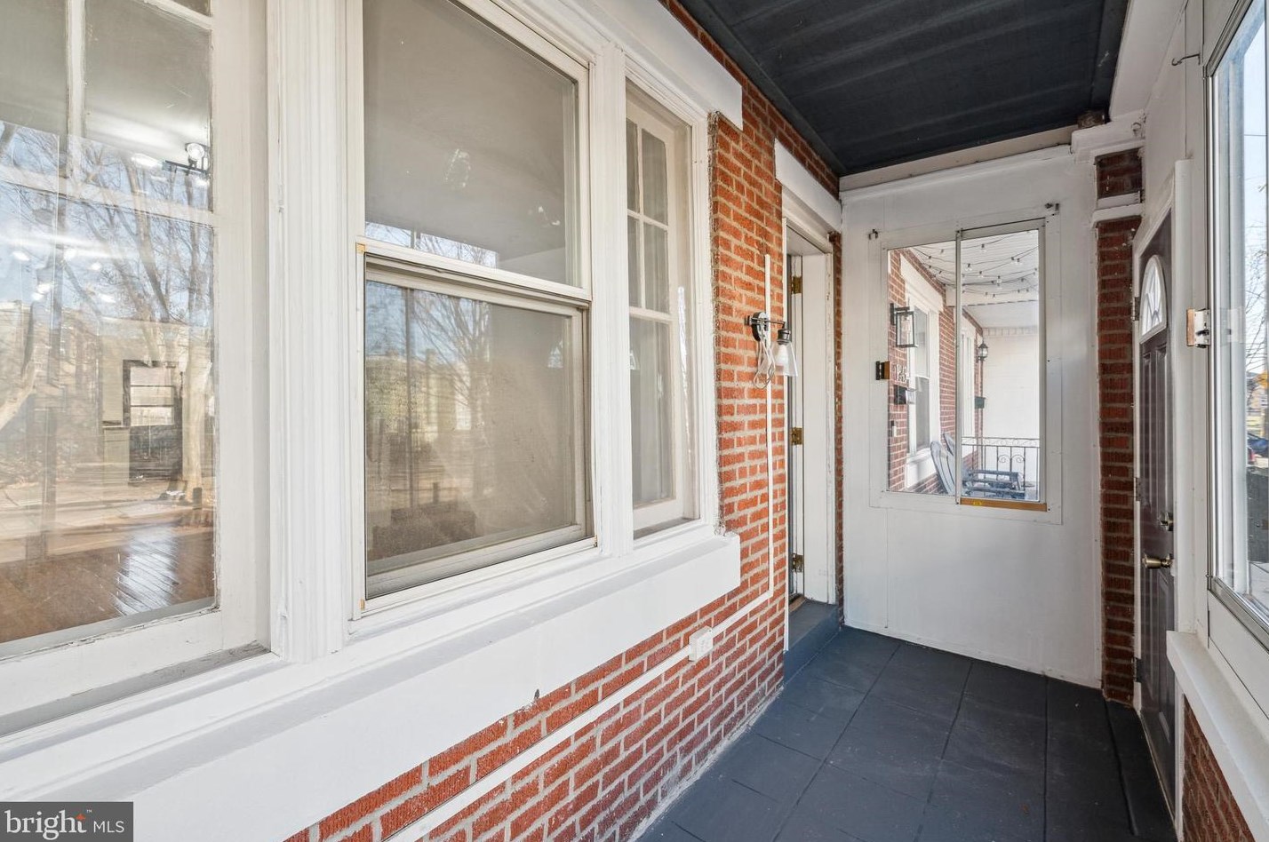 1541 Myrtlewood St, Philadelphia, PA 19121-3633