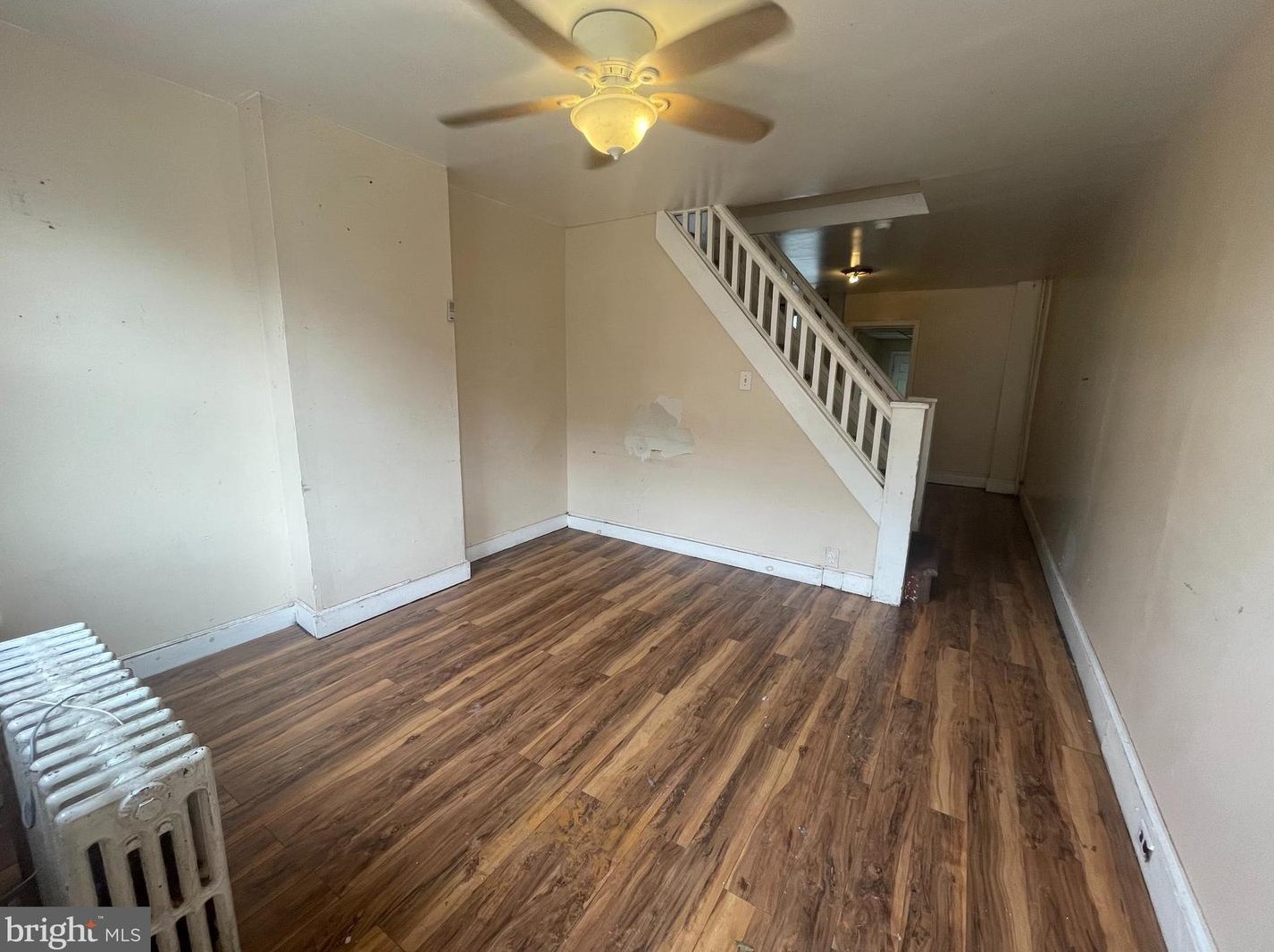 2033 Wakeling St, Philadelphia, PA 19124-2831