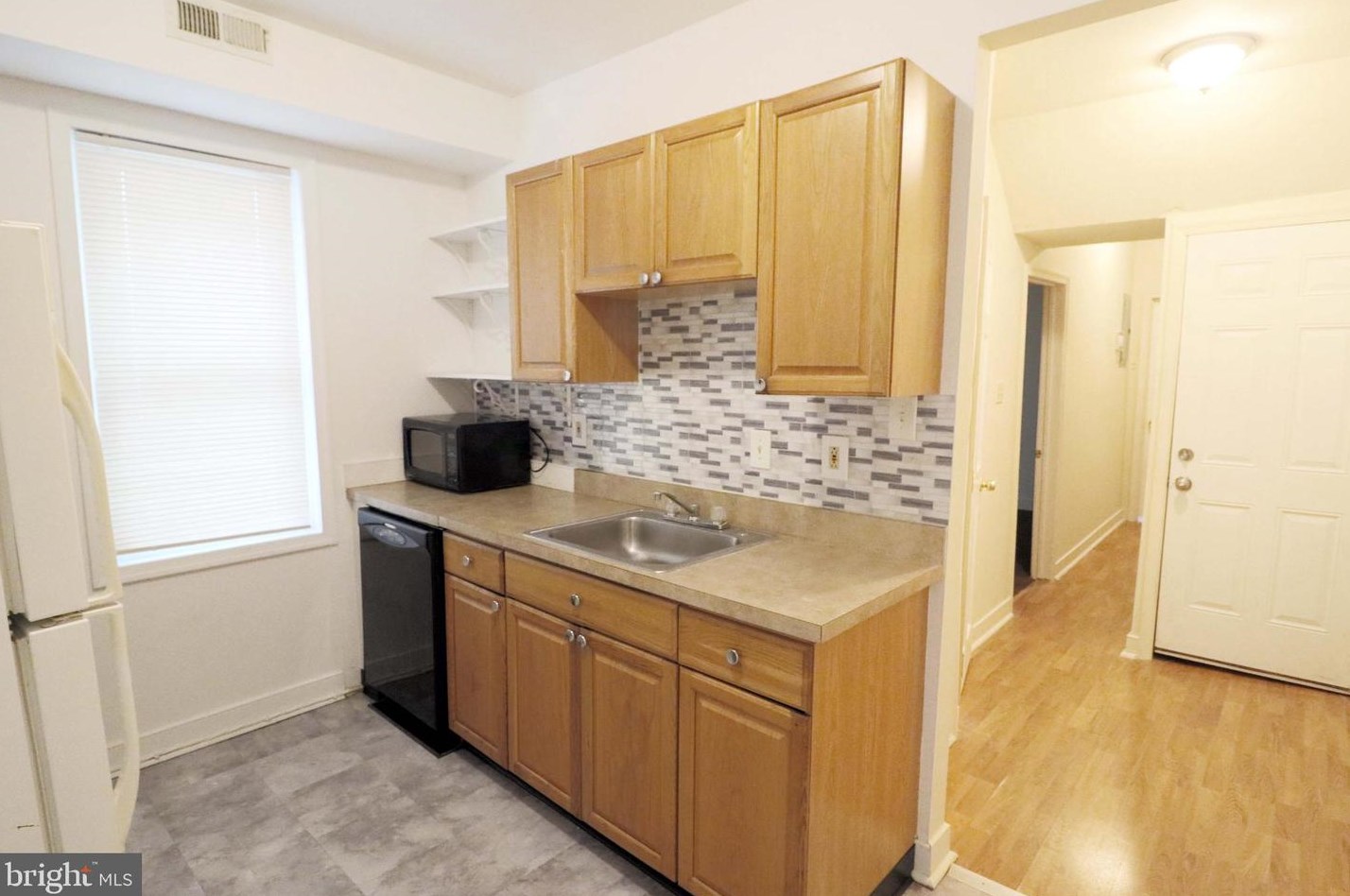 1217 Susquehanna Ave, Philadelphia PA 19121-1225 exterior