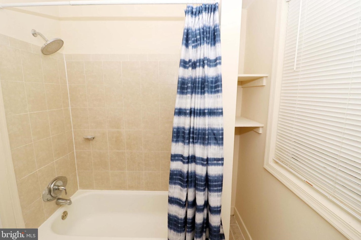 1217 Susquehanna Ave, Philadelphia PA 19121-1225 exterior