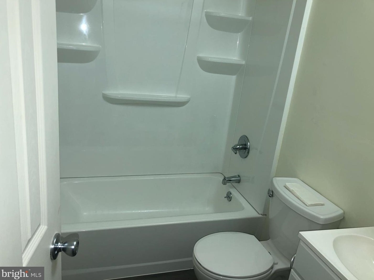 10672 Halstead St, Philadelphia PA  19116-3532 exterior