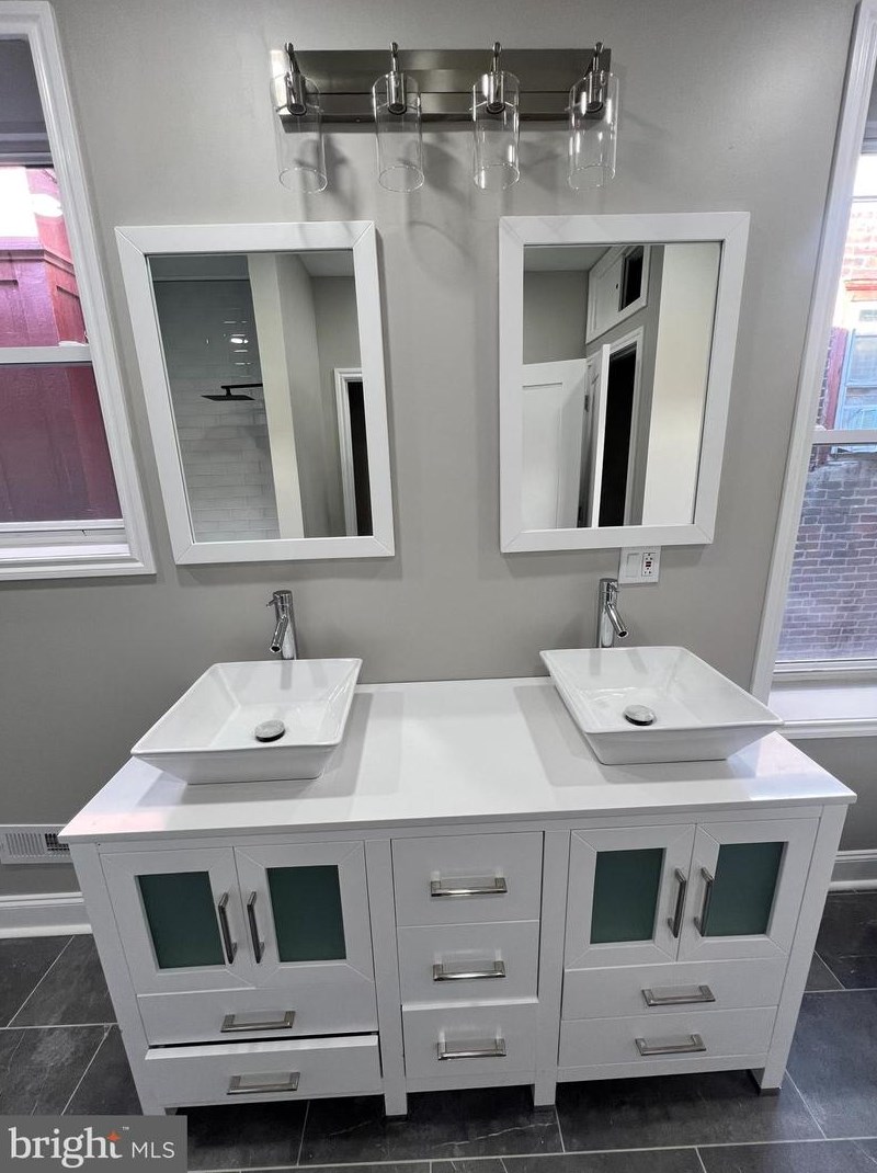 5237 Knox St, Philadelphia PA  19144-3513 exterior