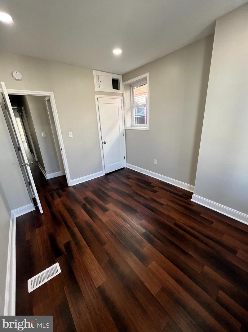 5237 Knox St, Philadelphia PA  19144-3513 exterior