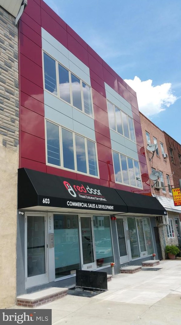 605 E Girard Ave #3rd Floor, Philadelphia, PA 19125