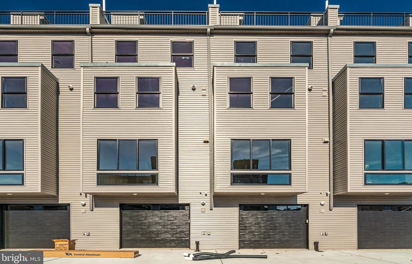 428 Master St, Philadelphia PA  19122-4420 exterior